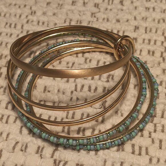 Pomina teal green tassel necklace set with teal blue gold tone bracelet stack - Picture 9 of 14